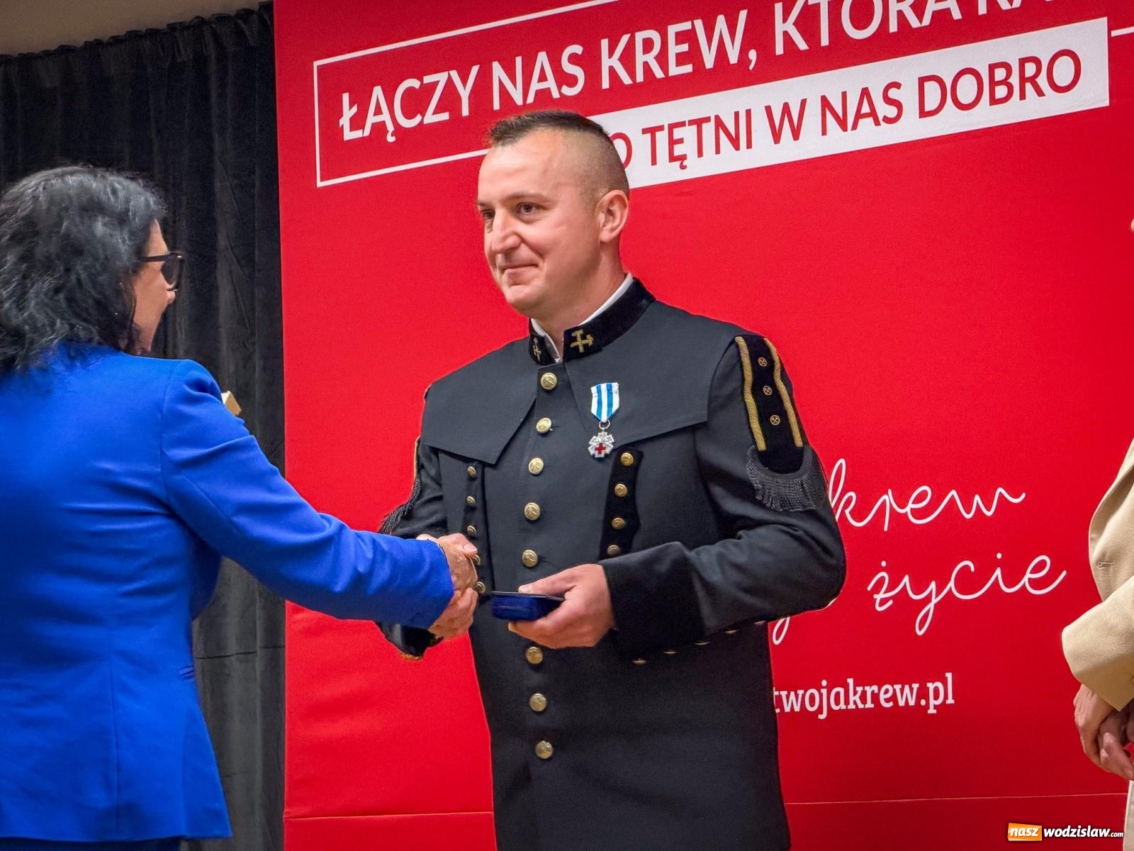 Zdjęcie w galerii na portalu naszwodzislaw.com: Zasłużeni krwiodawcy z regionu uhonorowani na Zamku Piastowskim w Raciborzu wiadomości z regionu