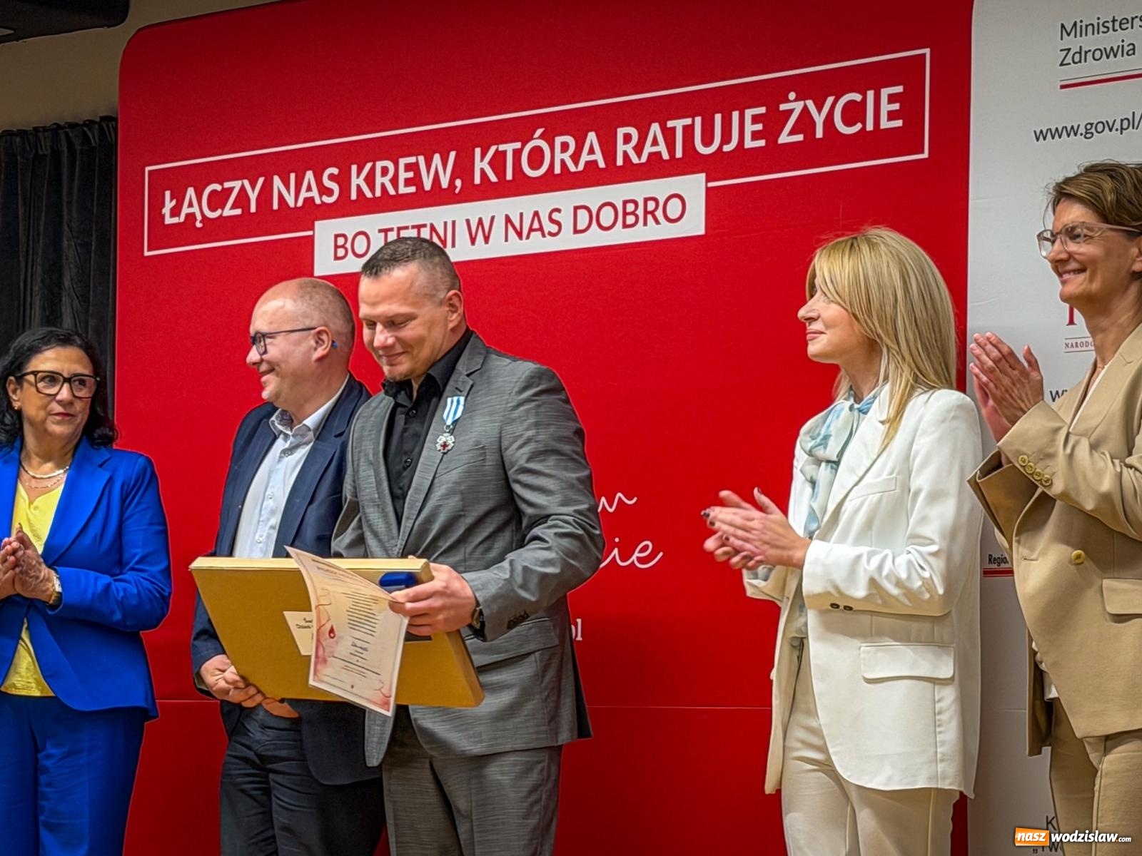 Zdjęcie w galerii na portalu naszwodzislaw.com: Zasłużeni krwiodawcy z regionu uhonorowani na Zamku Piastowskim w Raciborzu wiadomości z regionu