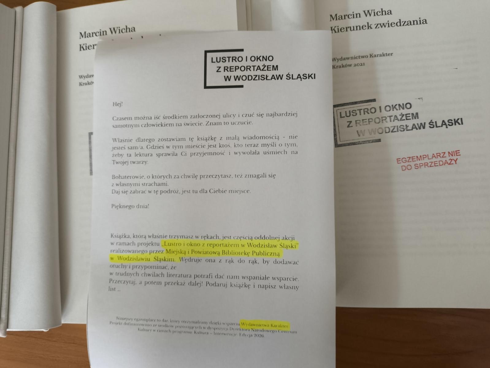 Zdjęcie w galerii na portalu naszwodzislaw.com: Sukces akcji Weź książkę, zostaw dobre słowo. Półki empatii opanowały Wodzisław Śląski, a organizatorzy proszą o więcej! wiadomości z regionu