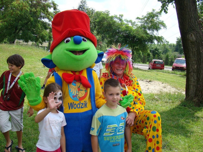 Zdjęcie w galerii na portalu naszwodzislaw.com: Radna na rowerze, Wodzik po betonie wiadomości z regionu