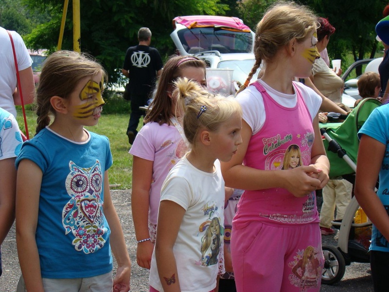 Zdjęcie w galerii na portalu naszwodzislaw.com: Radna na rowerze, Wodzik po betonie wiadomości z regionu