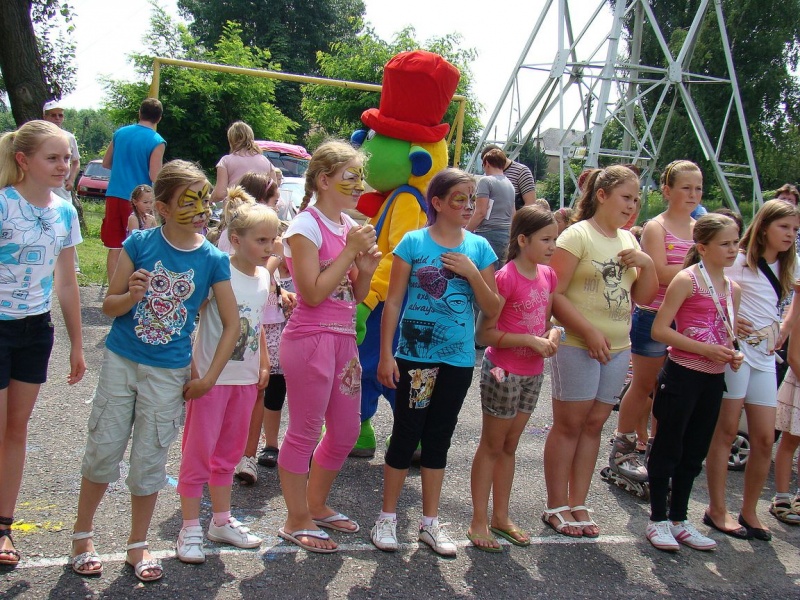 Zdjęcie w galerii na portalu naszwodzislaw.com: Radna na rowerze, Wodzik po betonie wiadomości z regionu