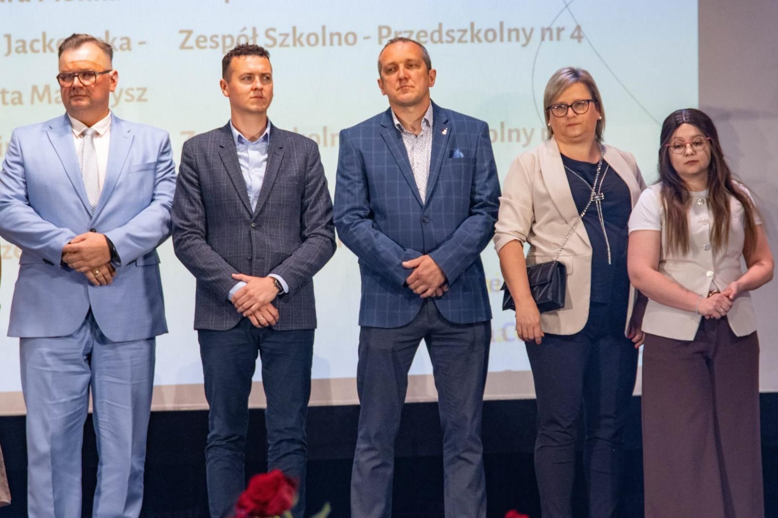 Zdjęcie w galerii na portalu naszwodzislaw.com: Sukcesy młodzieży nagrodzone w Wodzisławskim Centrum Kultury. Gala pełna emocji wiadomości z regionu