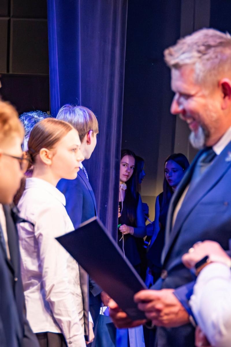 Zdjęcie w galerii na portalu naszwodzislaw.com: Sukcesy młodzieży nagrodzone w Wodzisławskim Centrum Kultury. Gala pełna emocji wiadomości z regionu