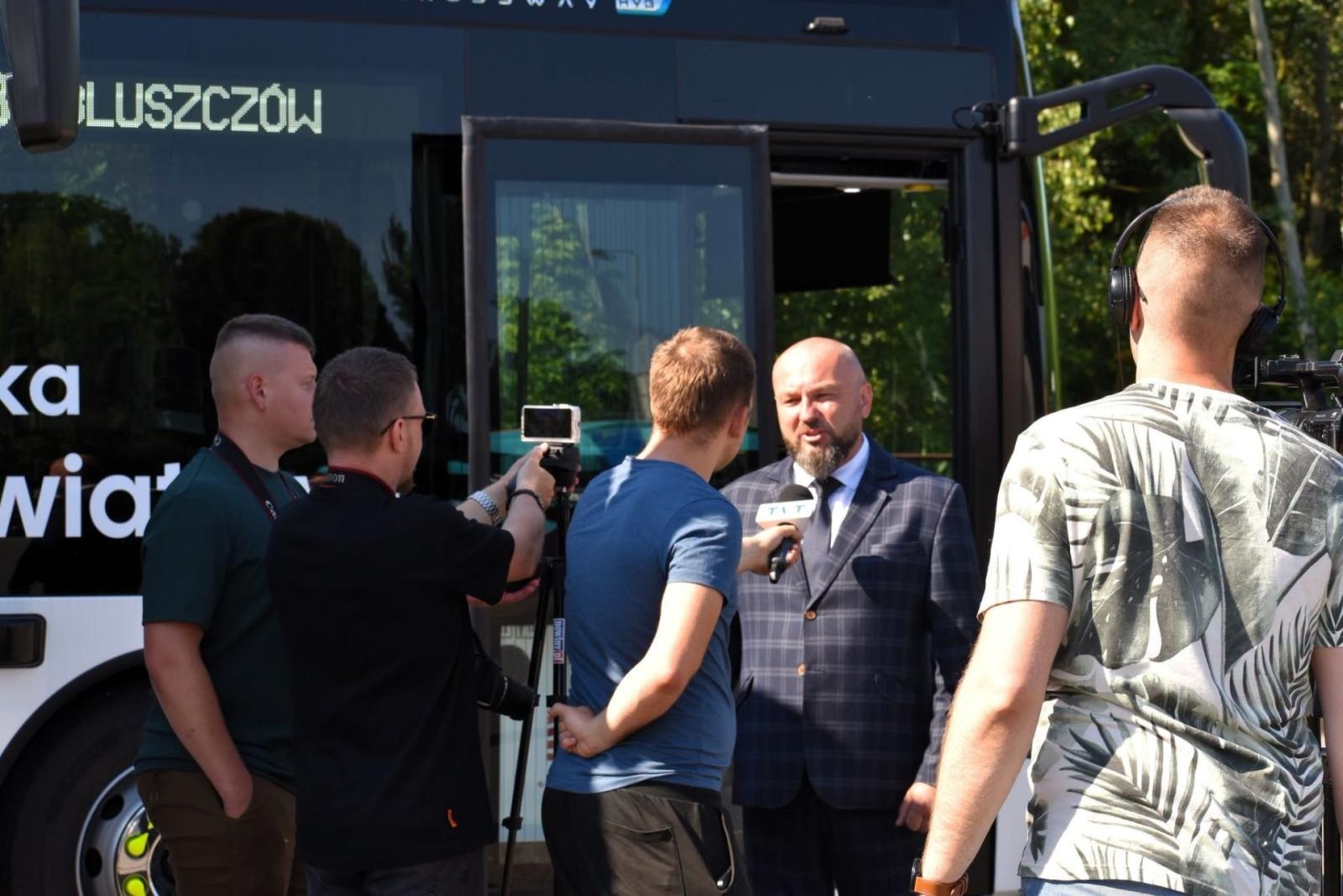 Zdjęcie w galerii na portalu naszwodzislaw.com: Nowoczesne autobusy w Wodzisławiu. Do floty WPK dołączyły hybrydowe Iveco wiadomości z regionu