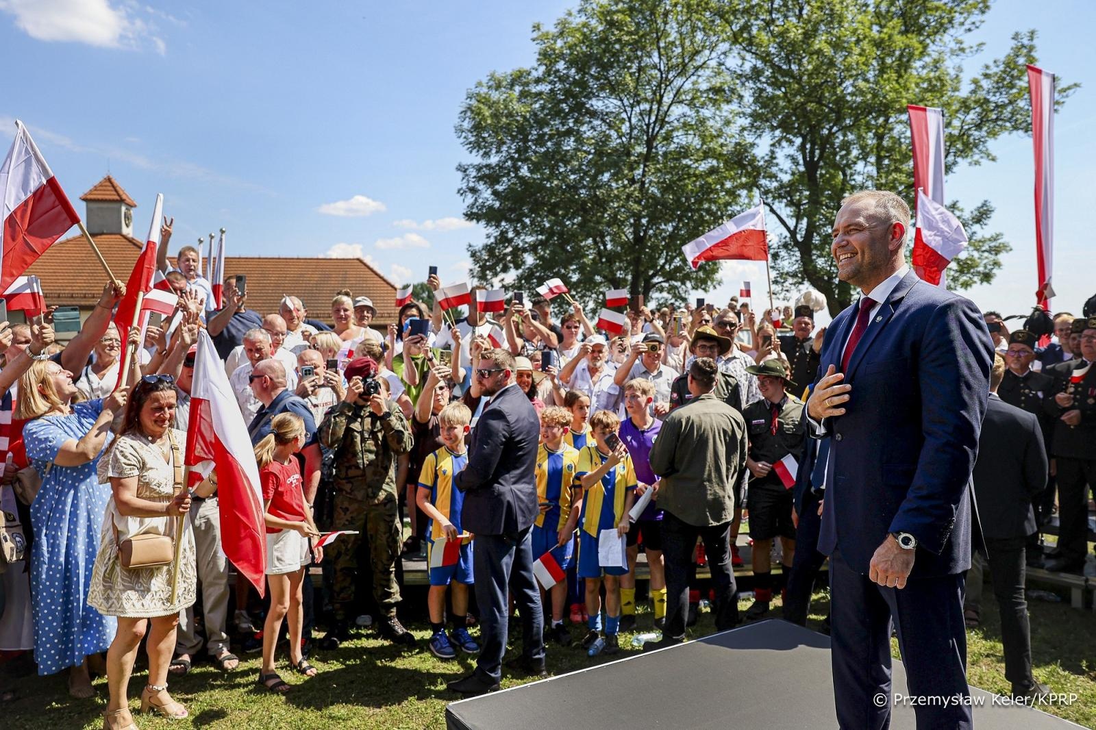 Zdjęcie w galerii na portalu naszwodzislaw.com: Narodowy Dzień Powstań Śląskich. Prezydent Karol Nawrocki w gm. Lubomia wiadomości z regionu
