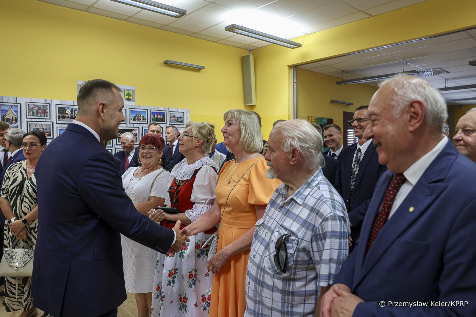 Zdjęcie w galerii na portalu naszwodzislaw.com: Narodowy Dzień Powstań Śląskich. Prezydent Karol Nawrocki w gm. Lubomia wiadomości z regionu
