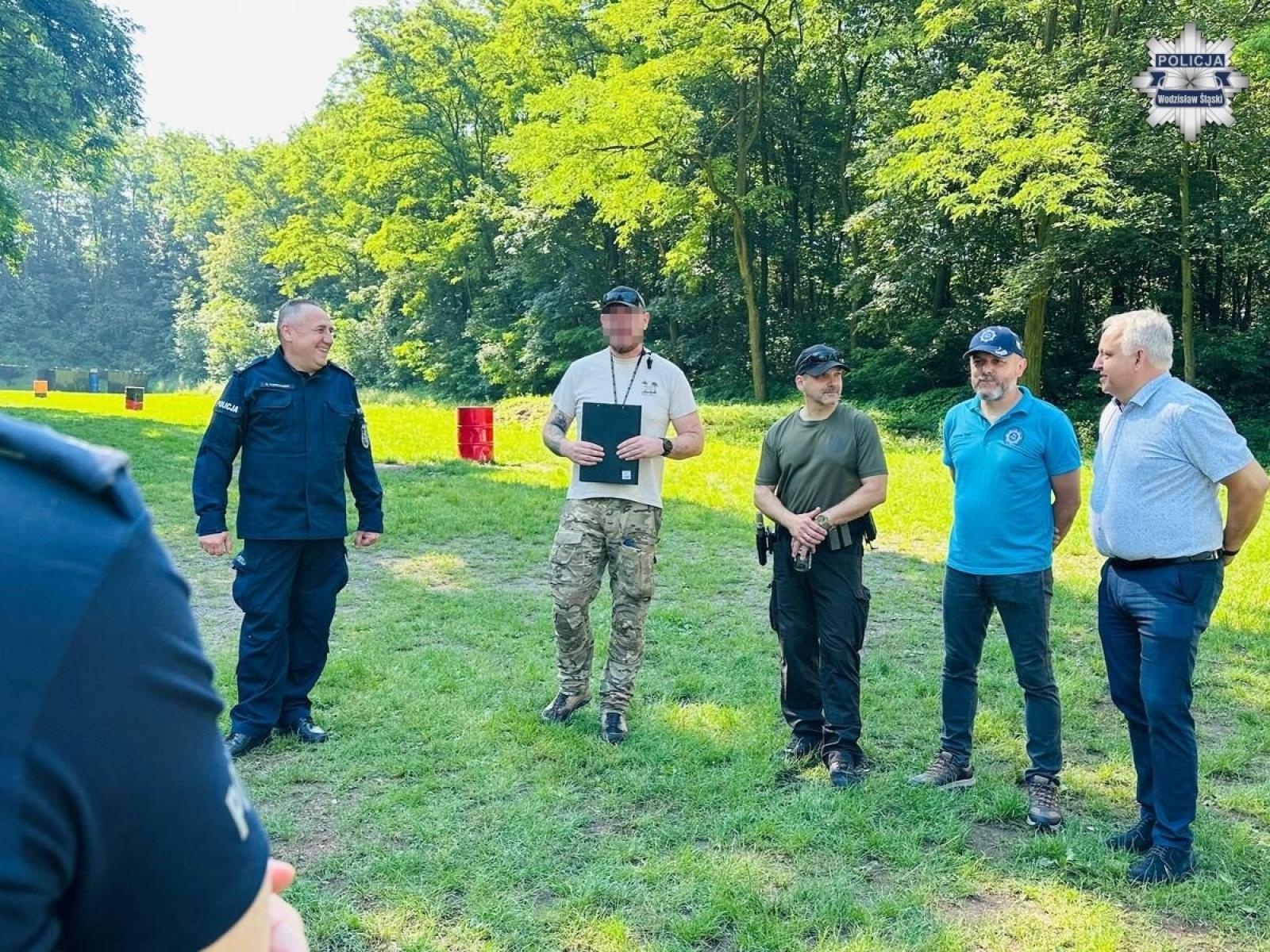 Zdjęcie w galerii na portalu naszwodzislaw.com: Pierwsze takie zawody w Pszowie. Policjanci rywalizowali o Puchar Komendanta Powiatowego Policji wiadomości z regionu