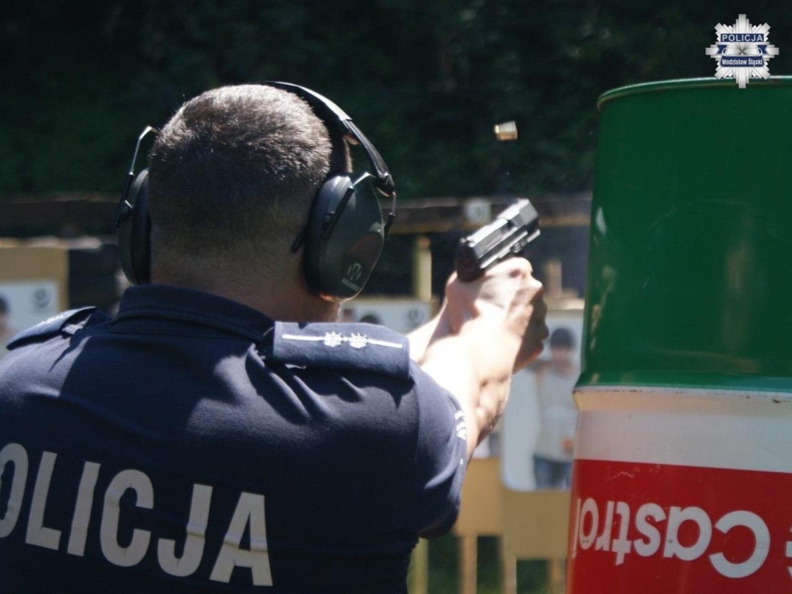 Zdjęcie w galerii na portalu naszwodzislaw.com: Pierwsze takie zawody w Pszowie. Policjanci rywalizowali o Puchar Komendanta Powiatowego Policji wiadomości z regionu