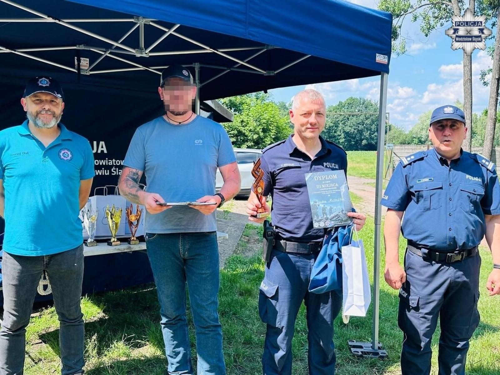 Zdjęcie w galerii na portalu naszwodzislaw.com: Pierwsze takie zawody w Pszowie. Policjanci rywalizowali o Puchar Komendanta Powiatowego Policji wiadomości z regionu