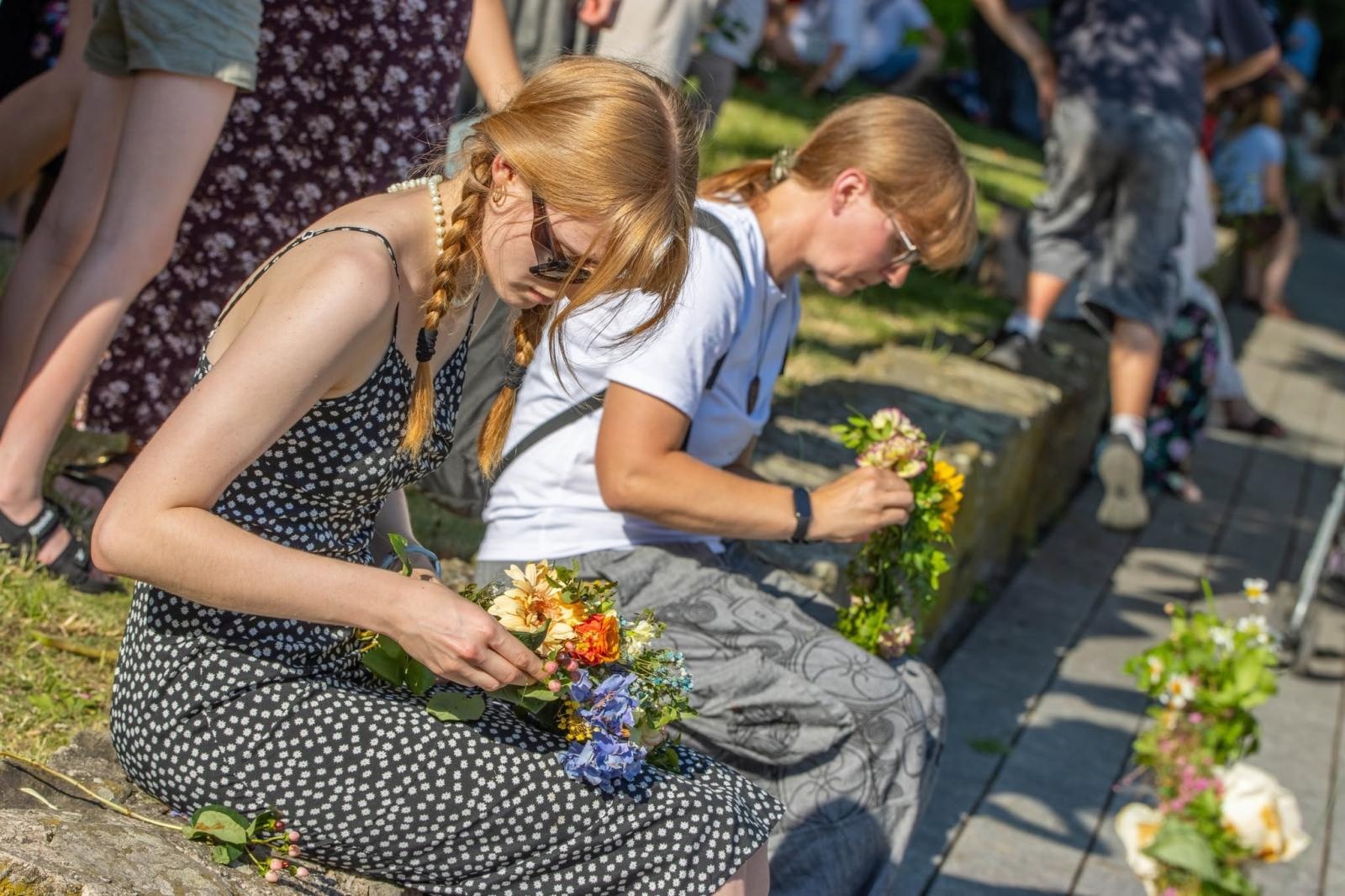 Zdjęcie w galerii na portalu naszwodzislaw.com: Od słowiańskich tradycji po ogniste widowisko. Tak świętowano Noc Świętojańską w Wodzisławiu [FOTO i WIDEO] wiadomości z regionu
