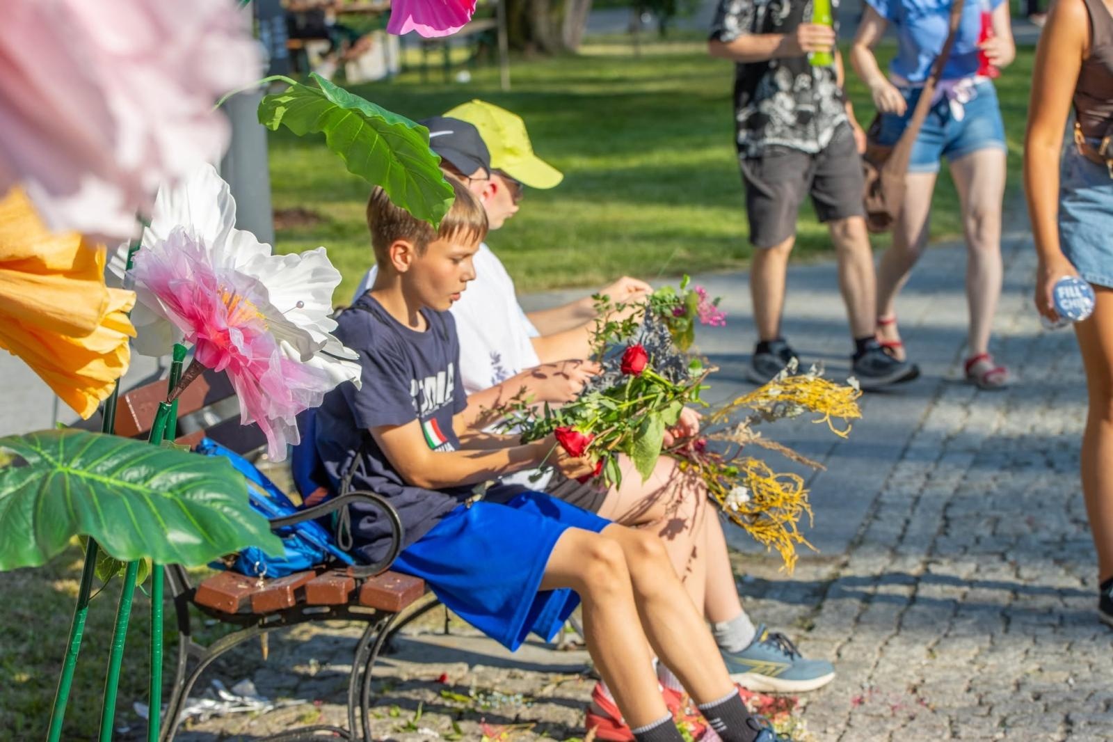 Zdjęcie w galerii na portalu naszwodzislaw.com: Od słowiańskich tradycji po ogniste widowisko. Tak świętowano Noc Świętojańską w Wodzisławiu [FOTO i WIDEO] wiadomości z regionu