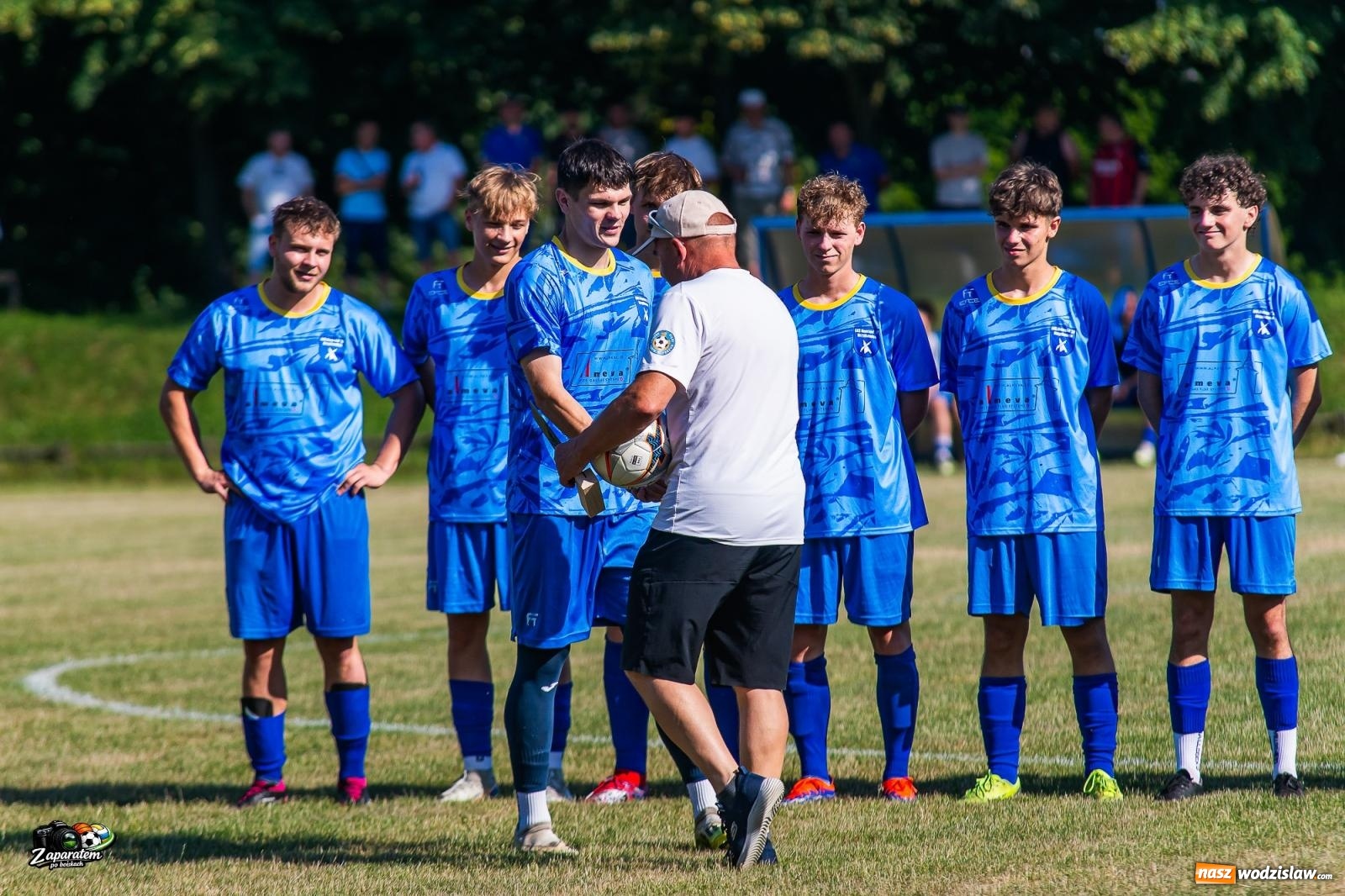 Zdjęcie w galerii na portalu naszwodzislaw.com: Baraż w piekarniku. Naprzód Krzyżkowice rozbił Ocice w finale walki o A klasę [FOTO] wiadomości z regionu