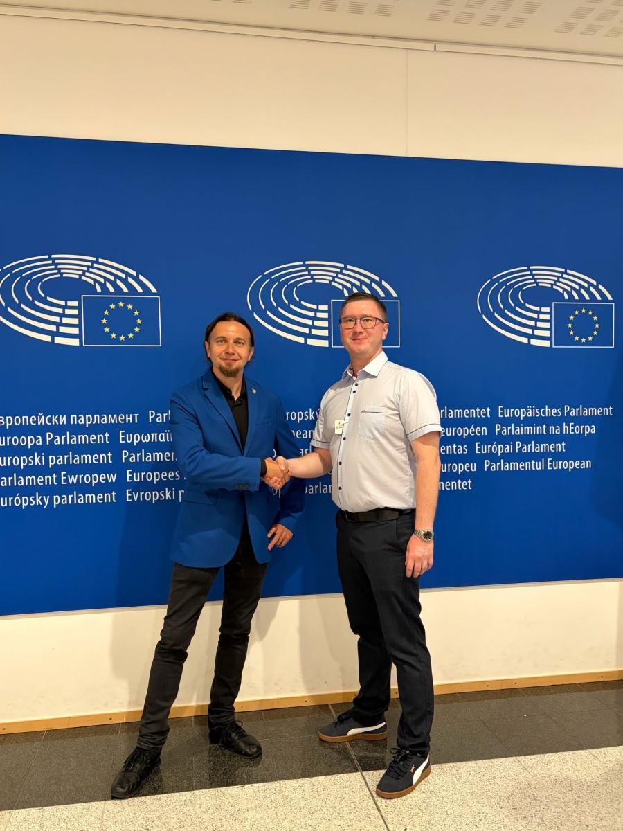Zdjęcie w galerii na portalu naszwodzislaw.com: Twórca projektu Jo był ukradziony reprezentował Śląsk w Parlamencie Europejskim wiadomości z regionu