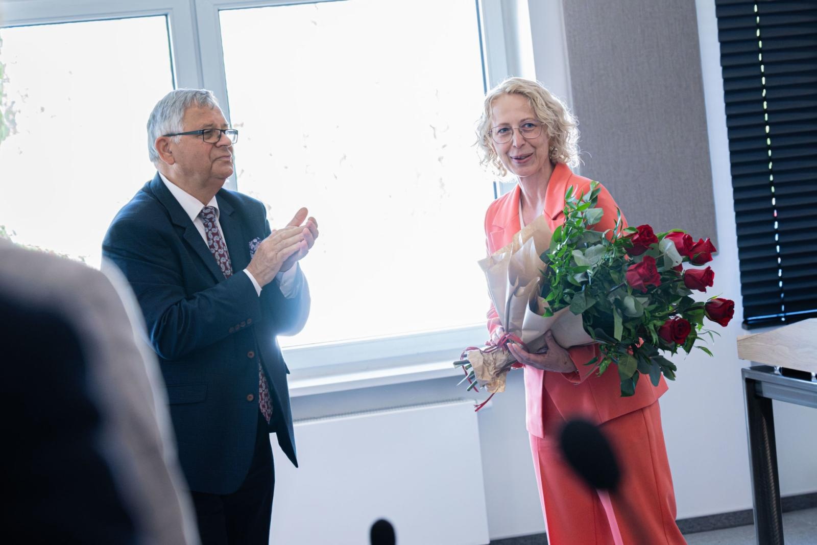 Zdjęcie w galerii na portalu naszwodzislaw.com: Powiat Wodzisławski ma nowego skarbnika. Funkcję objęła Katarzyna Froncek wiadomości z regionu