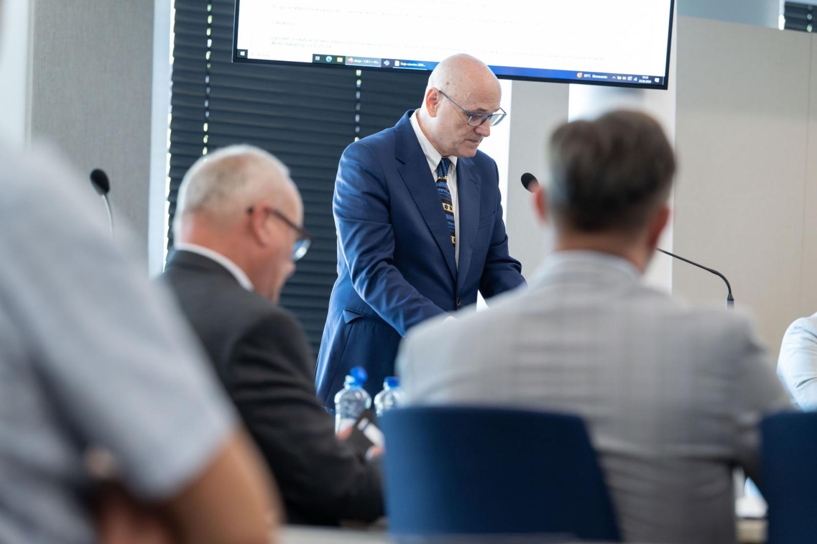 Zdjęcie w galerii na portalu naszwodzislaw.com: Powiat Wodzisławski ma nowego skarbnika. Funkcję objęła Katarzyna Froncek wiadomości z regionu