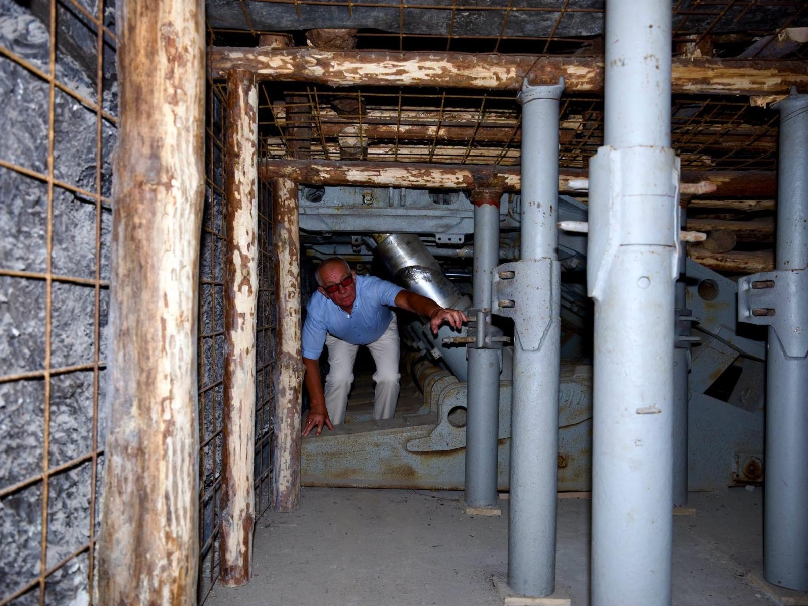 Zdjęcie w galerii na portalu naszwodzislaw.com: Bo my zawsze idziemy po żywego. Wyjątkowy projekt o ludziach, którzy ratują życie dobiegł końca wiadomości z regionu