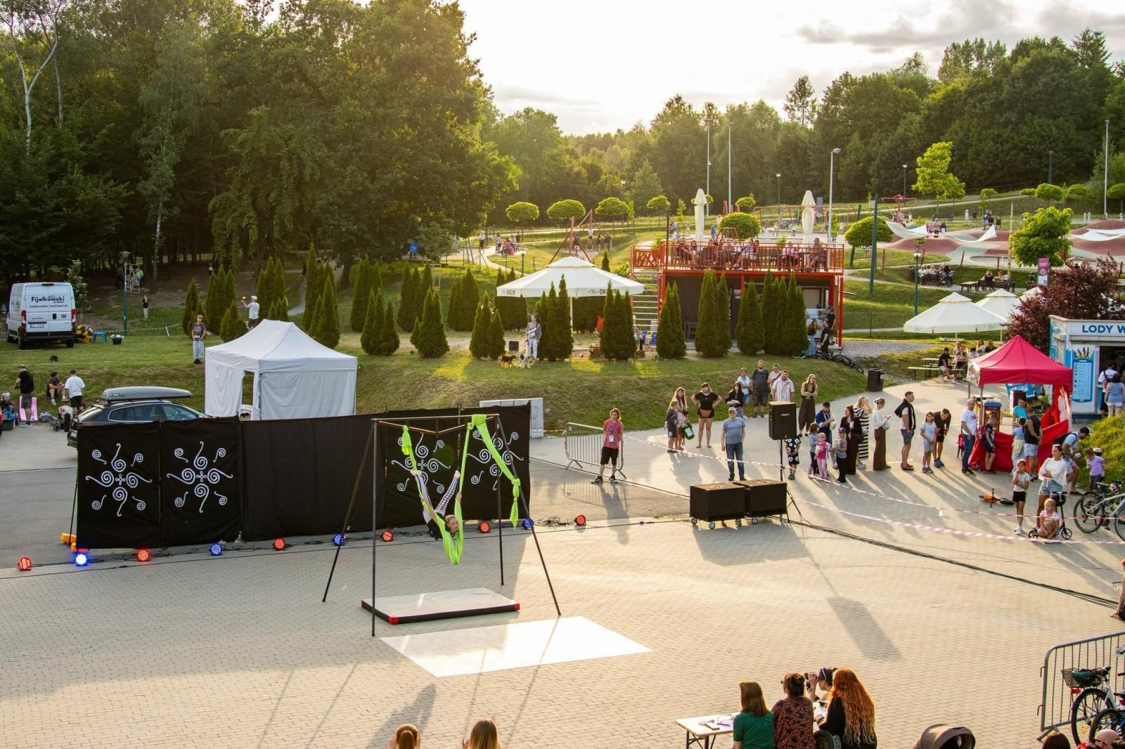 Zdjęcie w galerii na portalu naszwodzislaw.com: Wodzisławski Festiwal Kuglarzy zakończony. Trzy dni pełne sztuki ulicznej i emocji [FOTO] wiadomości z regionu