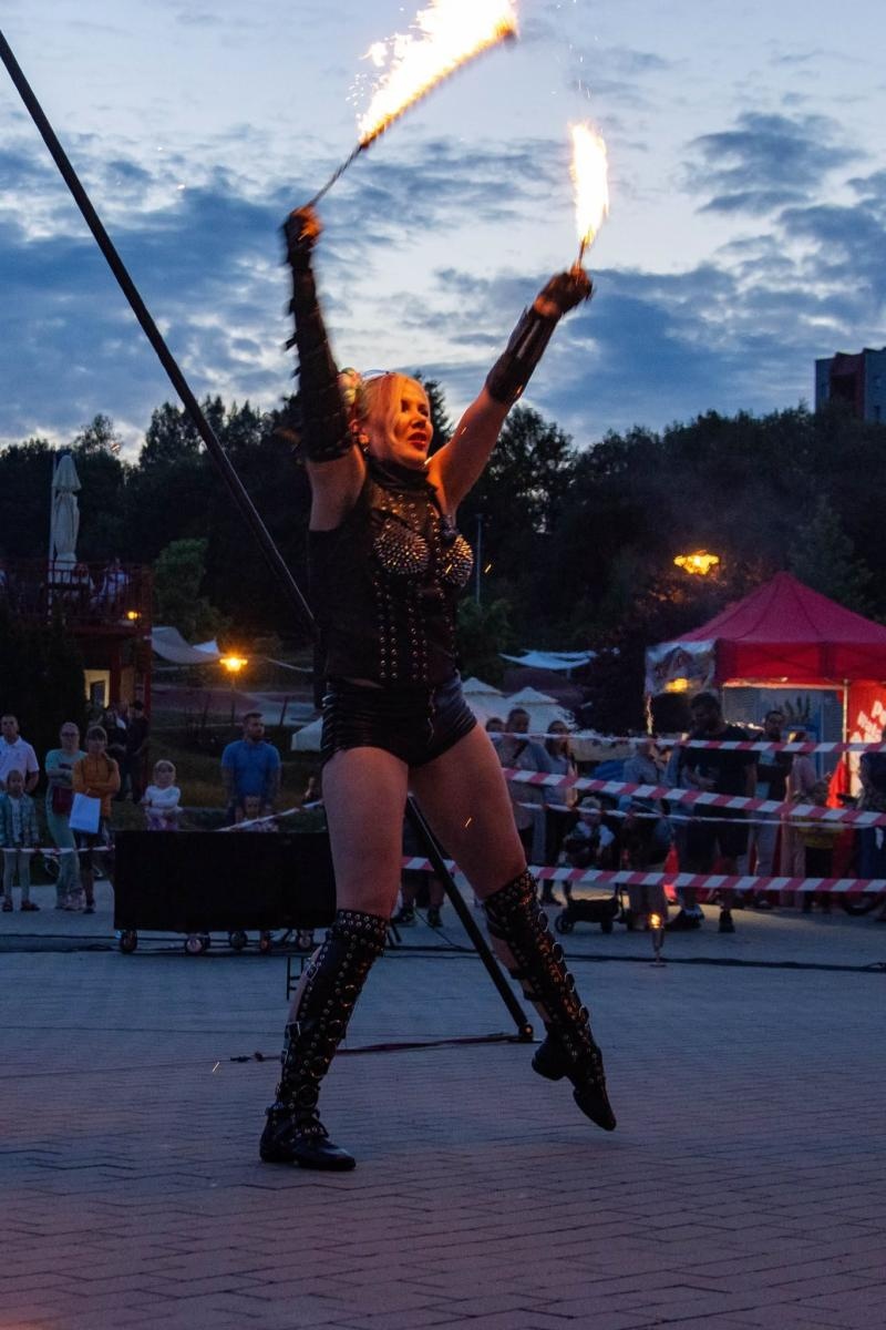 Zdjęcie w galerii na portalu naszwodzislaw.com: Wodzisławski Festiwal Kuglarzy zakończony. Trzy dni pełne sztuki ulicznej i emocji [FOTO] wiadomości z regionu