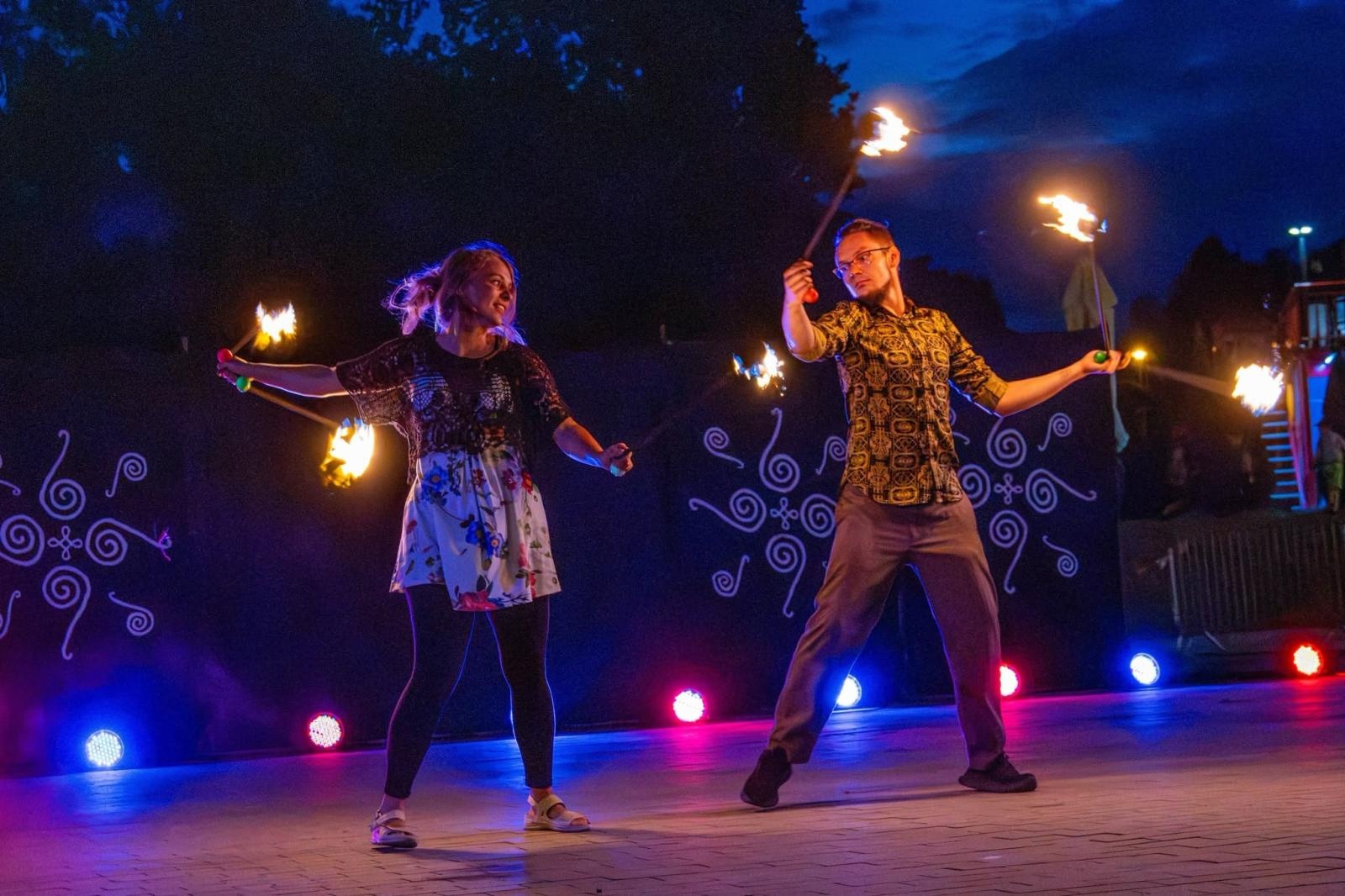 Zdjęcie w galerii na portalu naszwodzislaw.com: Wodzisławski Festiwal Kuglarzy zakończony. Trzy dni pełne sztuki ulicznej i emocji [FOTO] wiadomości z regionu