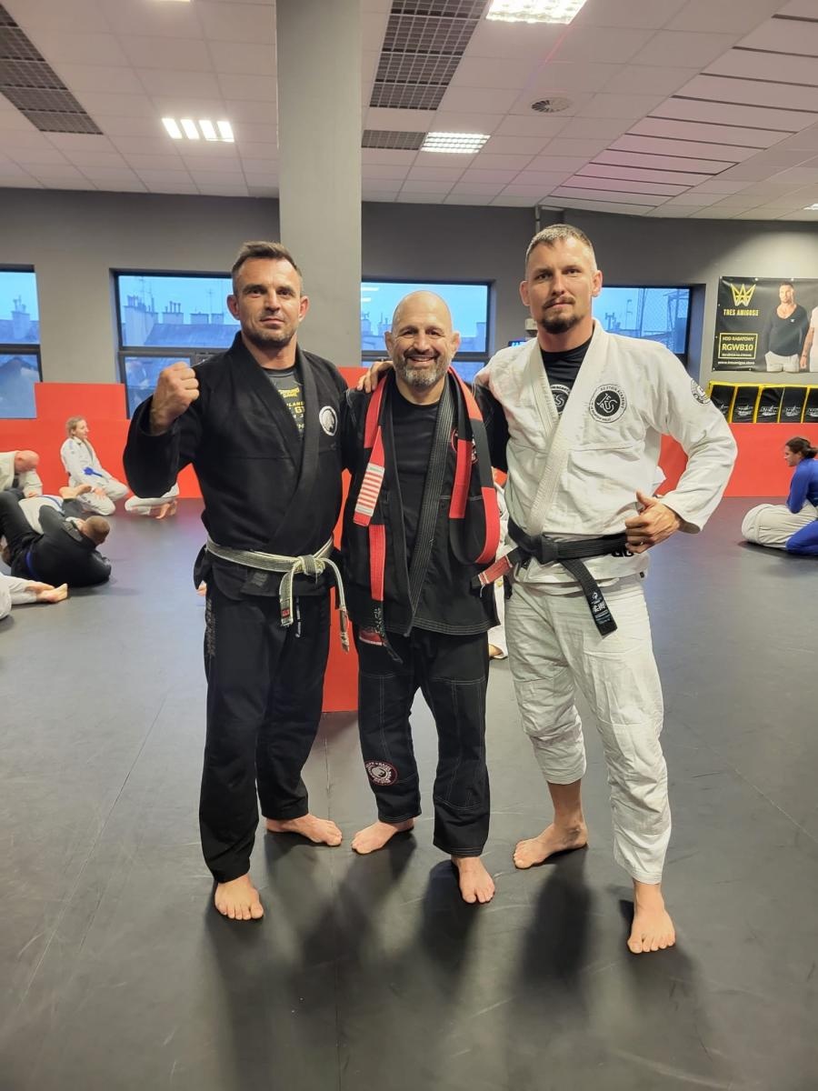 Zdjęcie w galerii na portalu naszwodzislaw.com: Historyczny trening dla KS Stein Academy. Zawodnicy trenowali z legendą rodu Gracie wiadomości z regionu