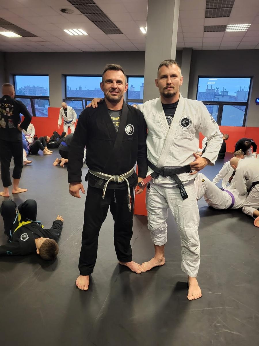 Zdjęcie w galerii na portalu naszwodzislaw.com: Historyczny trening dla KS Stein Academy. Zawodnicy trenowali z legendą rodu Gracie wiadomości z regionu