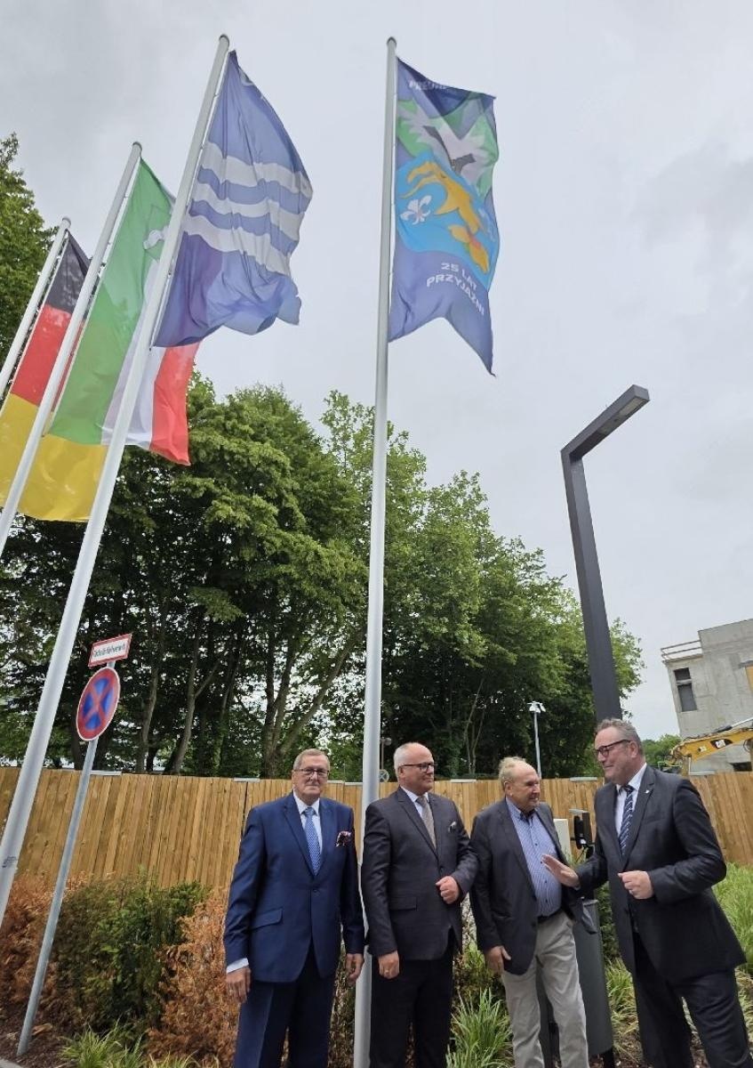 Zdjęcie w galerii na portalu naszwodzislaw.com: 25 lat partnerstwa i nowy rozdział współpracy. Powiat Wodzisławski podpisał ważną umowę w Niemczech wiadomości z regionu