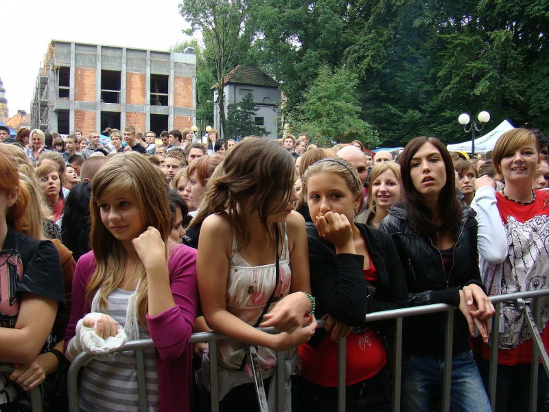 Zdjęcie w galerii na portalu naszwodzislaw.com: Ochy i achy nad festiwalem wiadomości z regionu