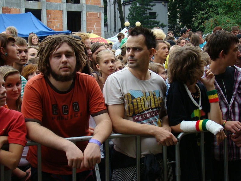 Zdjęcie w galerii na portalu naszwodzislaw.com: Ochy i achy nad festiwalem wiadomości z regionu