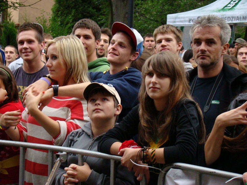 Zdjęcie w galerii na portalu naszwodzislaw.com: Ochy i achy nad festiwalem wiadomości z regionu