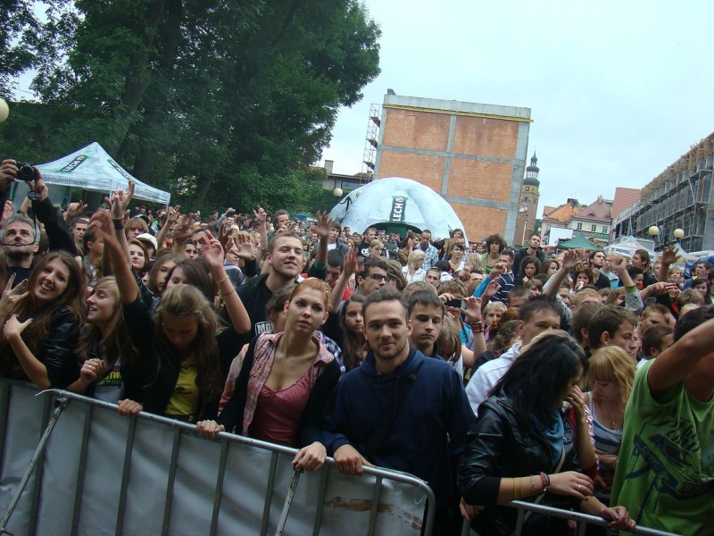 Zdjęcie w galerii na portalu naszwodzislaw.com: Ochy i achy nad festiwalem wiadomości z regionu