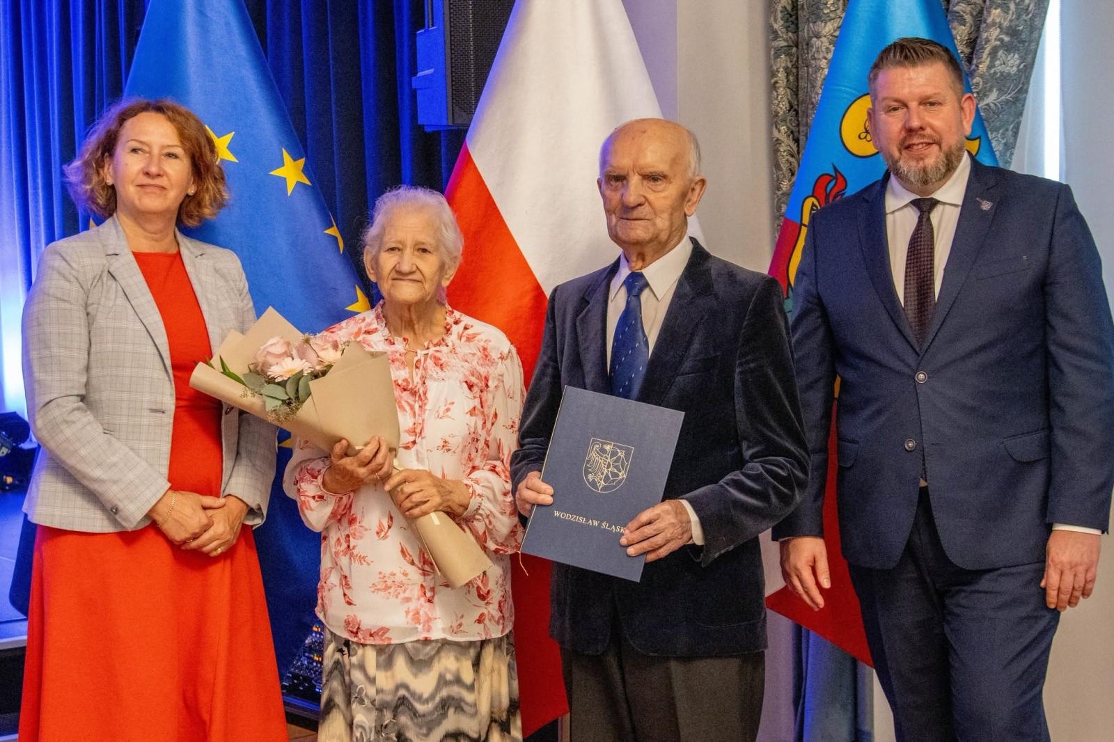 Zdjęcie w galerii na portalu naszwodzislaw.com: Łączy ich nawet 65 lat małżeństwa. Wyjątkowa uroczystość w Wodzisławiu Śląskim [FOTO] wiadomości z regionu