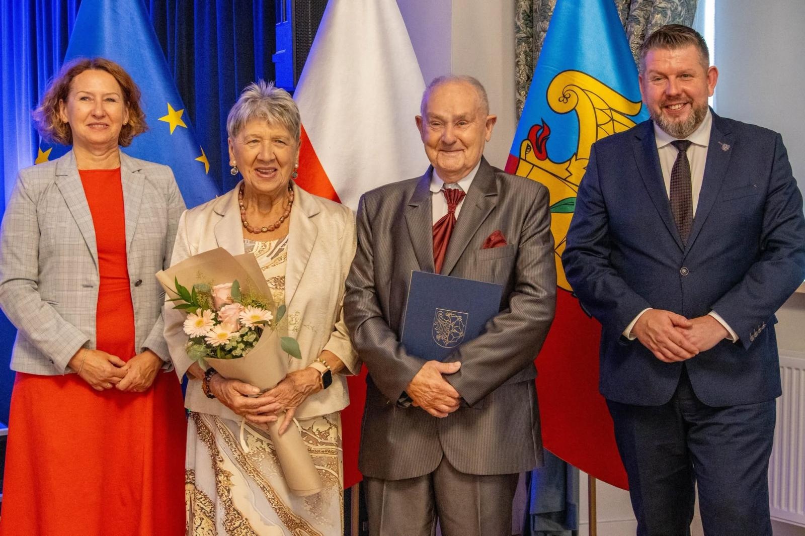 Zdjęcie w galerii na portalu naszwodzislaw.com: Łączy ich nawet 65 lat małżeństwa. Wyjątkowa uroczystość w Wodzisławiu Śląskim [FOTO] wiadomości z regionu