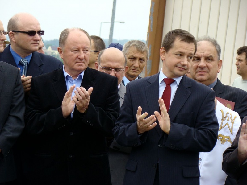 Zdjęcie w galerii na portalu naszwodzislaw.com: Z pompą otworzyli drogę wiadomości z regionu