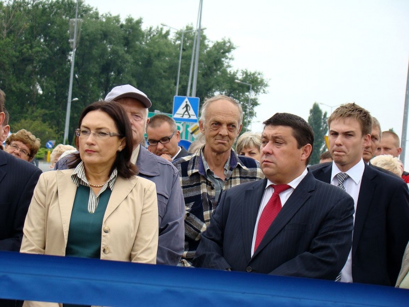 Zdjęcie w galerii na portalu naszwodzislaw.com: Z pompą otworzyli drogę wiadomości z regionu