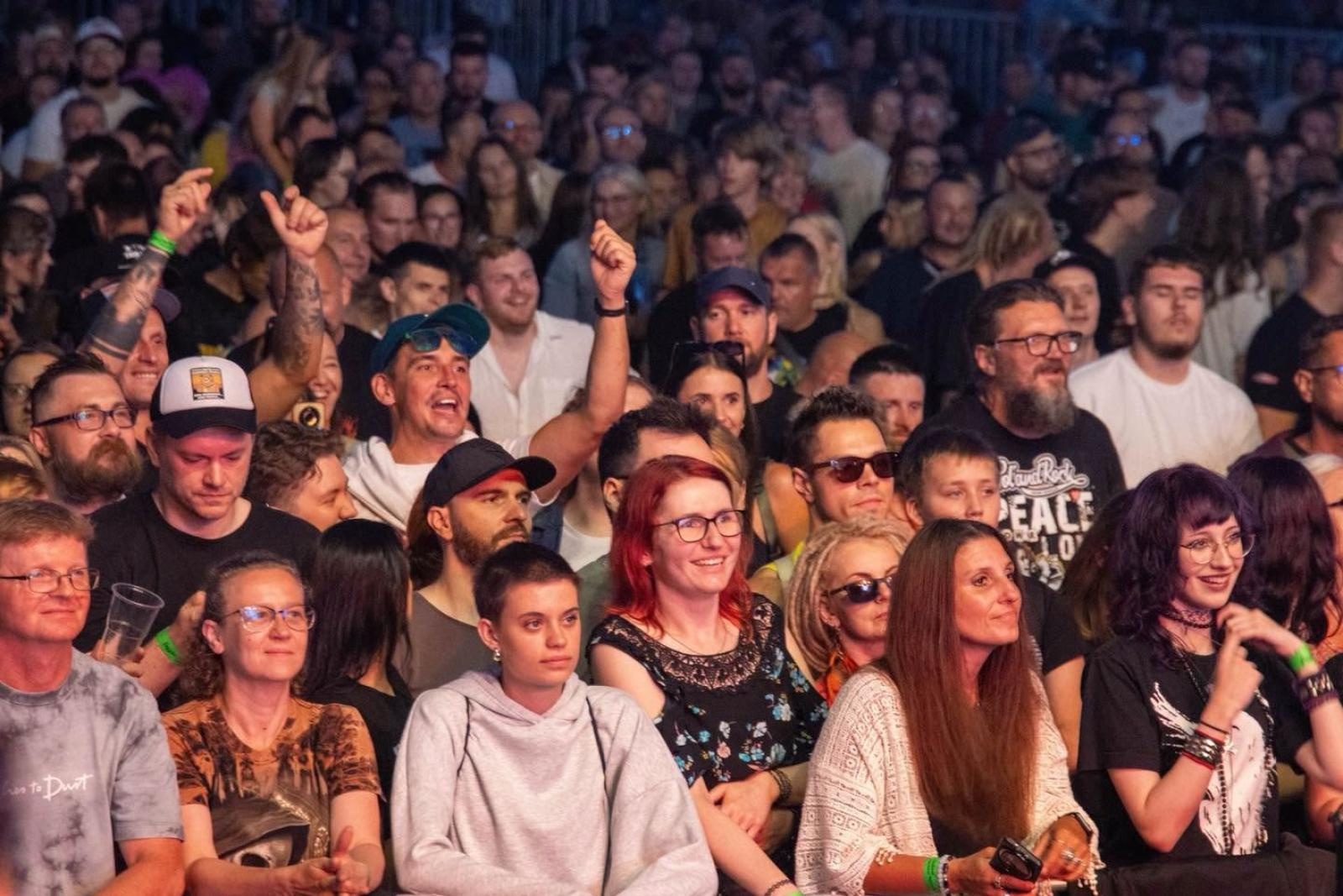 Zdjęcie w galerii na portalu naszwodzislaw.com: Reggae ponownie opanowało Wodzisław. Tysiące fanów na festiwalu Najcieplejsze Miejsce na Ziemi [FOTO] wiadomości z regionu