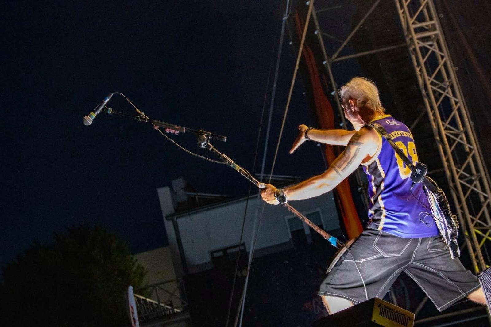 Zdjęcie w galerii na portalu naszwodzislaw.com: Reggae ponownie opanowało Wodzisław. Tysiące fanów na festiwalu Najcieplejsze Miejsce na Ziemi [FOTO] wiadomości z regionu
