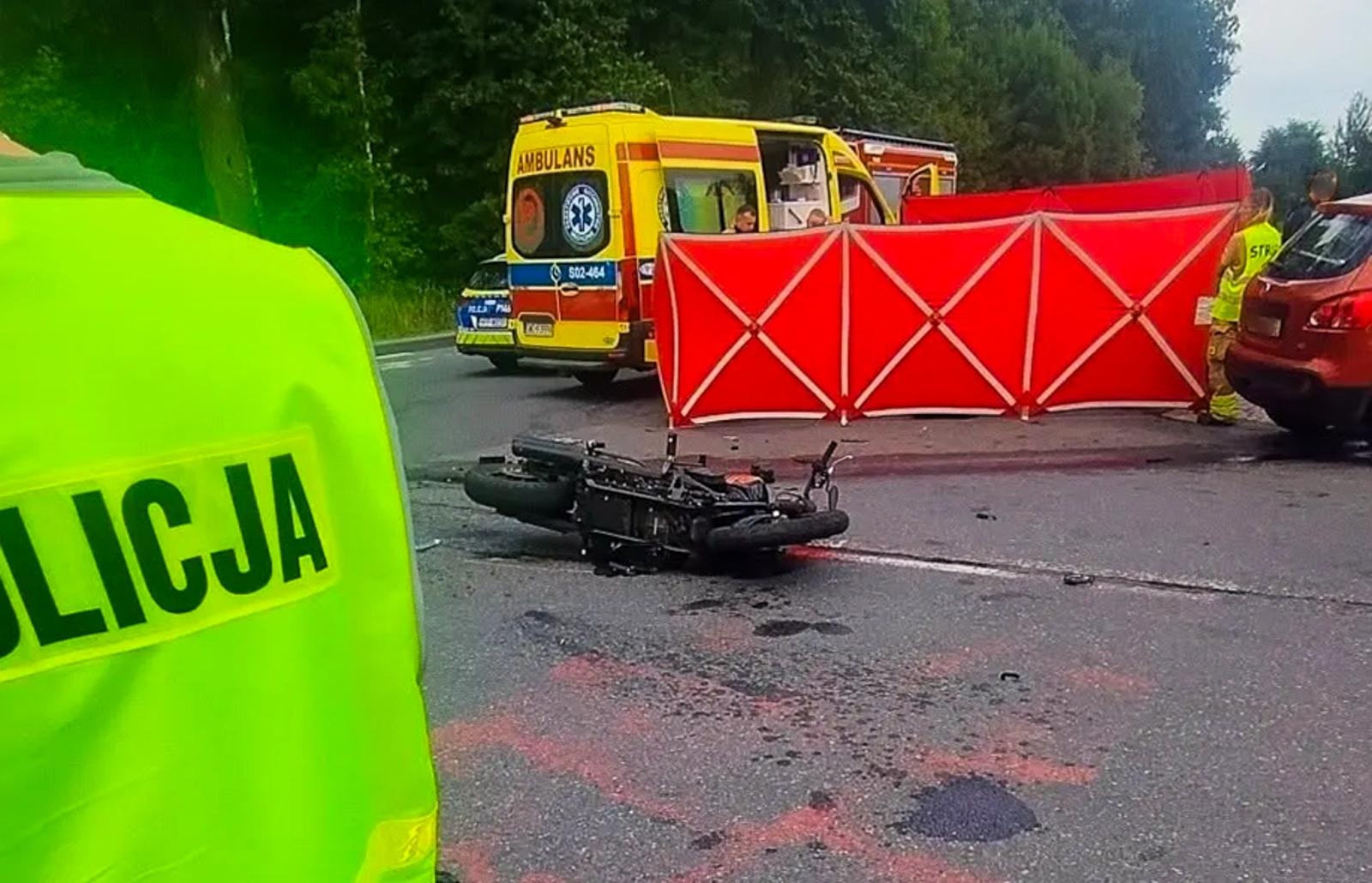 Zdjęcie w galerii na portalu naszwodzislaw.com: Tragedia w Gorzyczkach. Nie żyje 45-letni motocyklista wiadomości z regionu