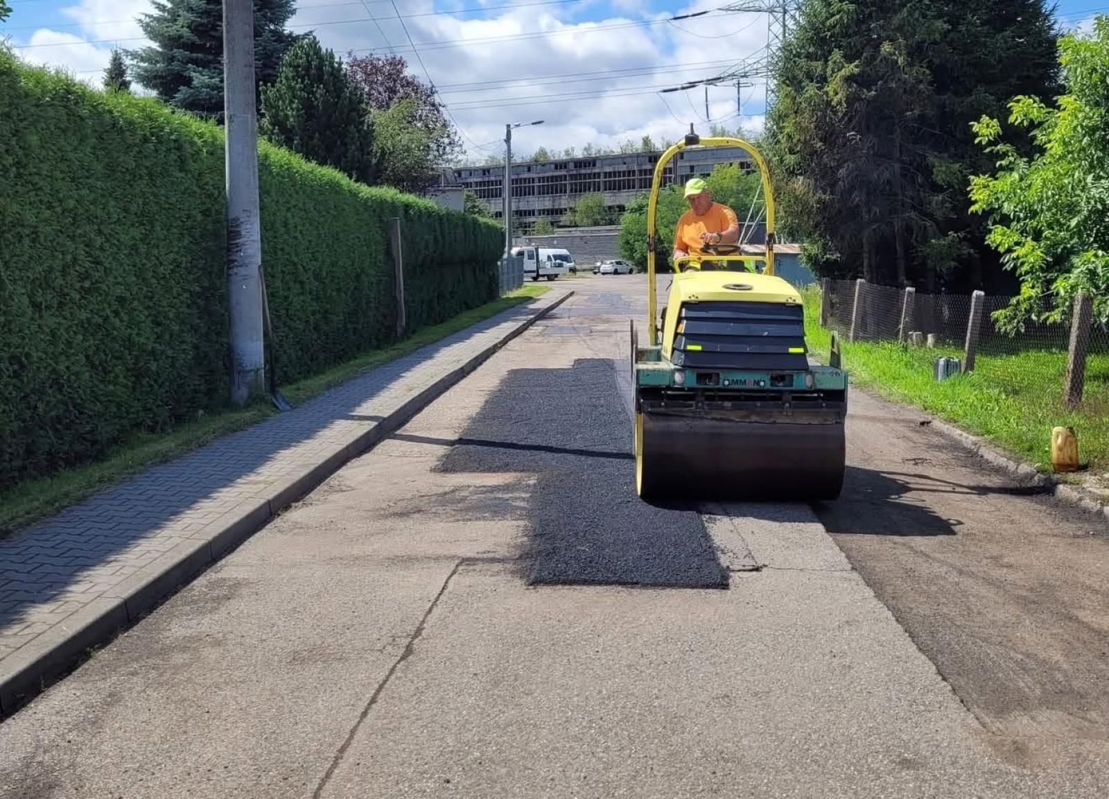 Zdjęcie w galerii na portalu naszwodzislaw.com: Wilchwy z kolejnymi inwestycjami drogowymi. Remonty trwają, ruszyła długo wyczekiwana przebudowa wiadomości z regionu
