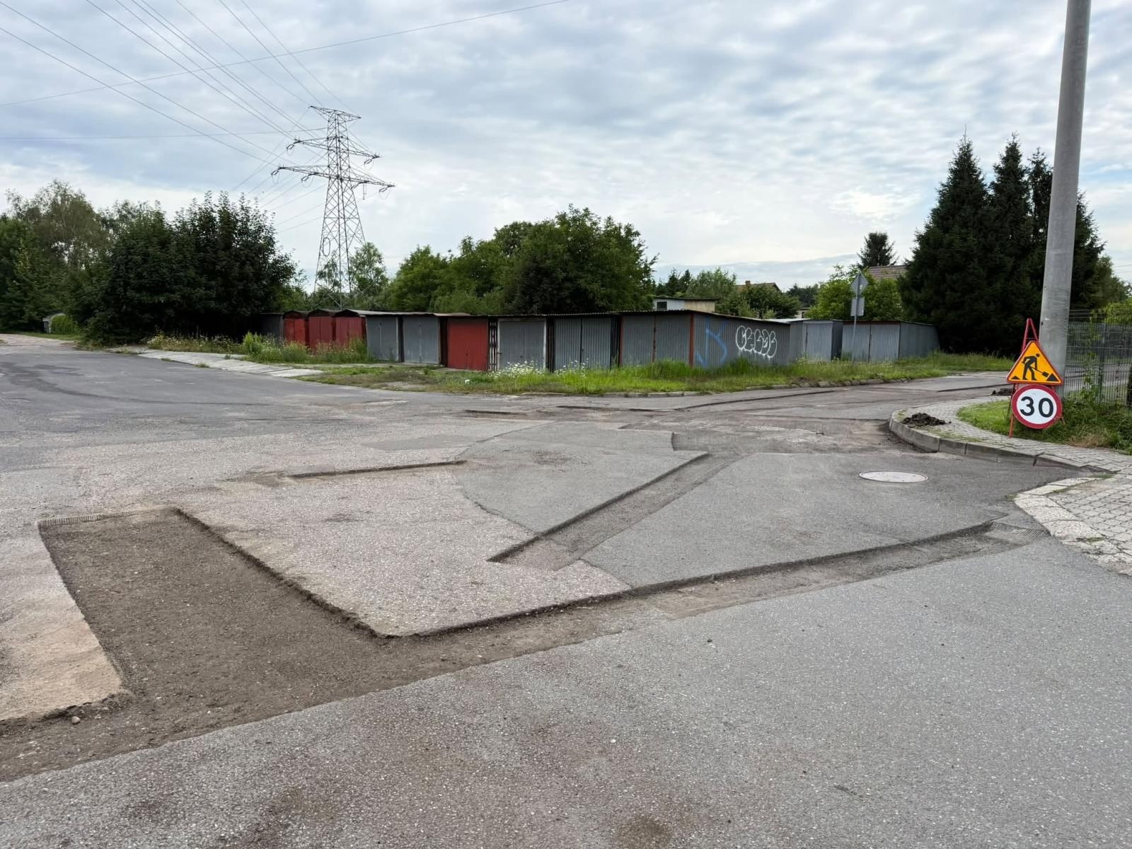 Zdjęcie w galerii na portalu naszwodzislaw.com: Wilchwy z kolejnymi inwestycjami drogowymi. Remonty trwają, ruszyła długo wyczekiwana przebudowa wiadomości z regionu