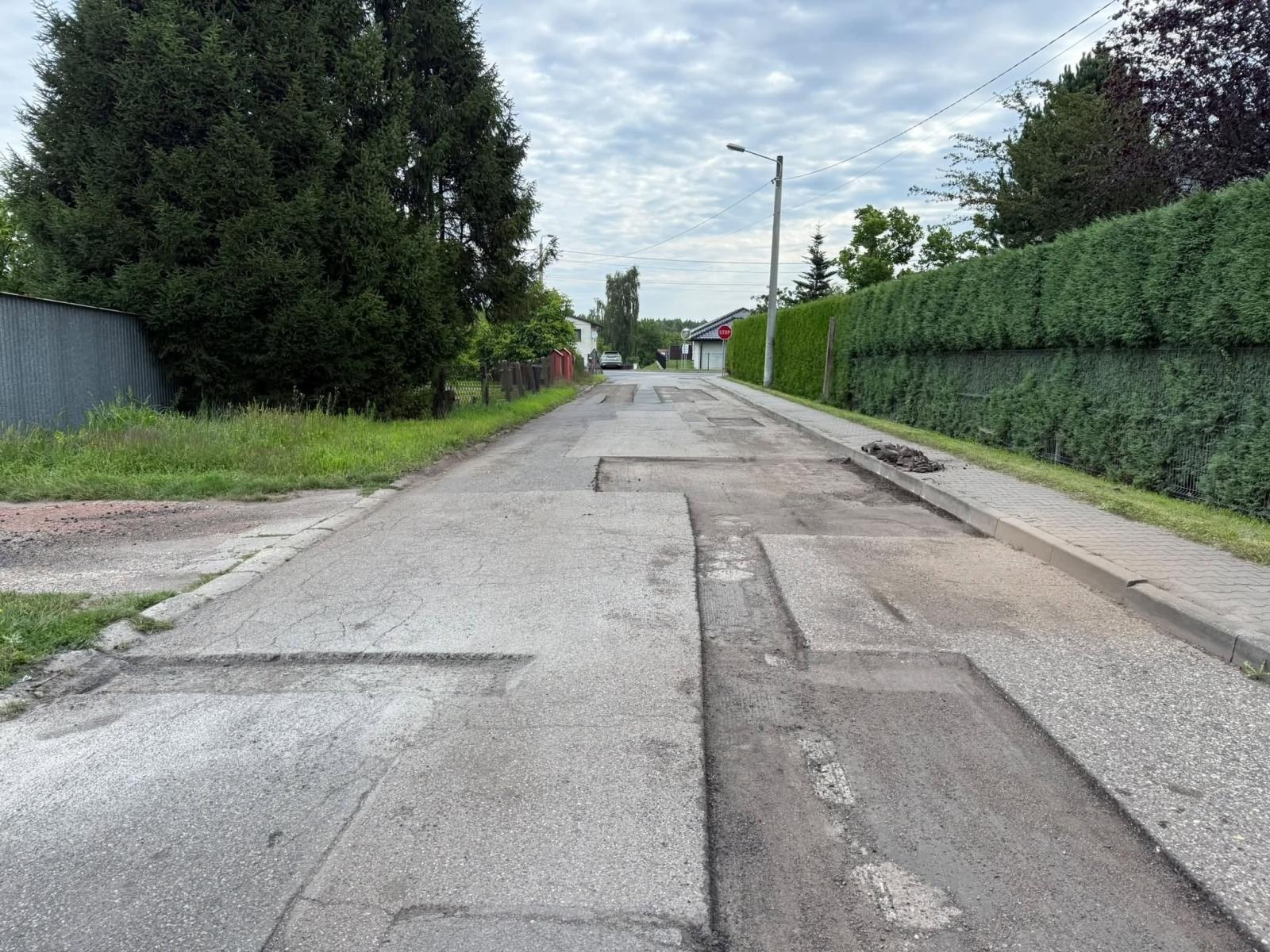 Zdjęcie w galerii na portalu naszwodzislaw.com: Wilchwy z kolejnymi inwestycjami drogowymi. Remonty trwają, ruszyła długo wyczekiwana przebudowa wiadomości z regionu