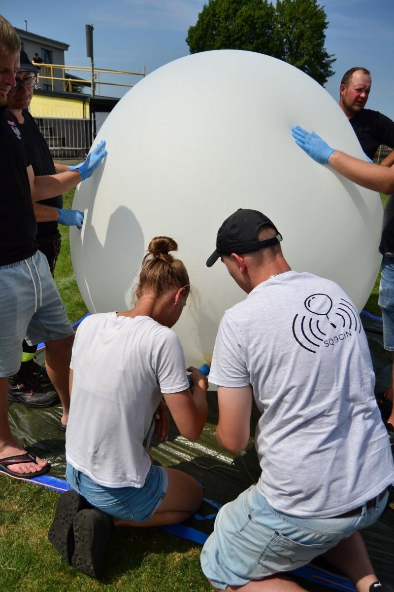 Zdjęcie w galerii na portalu naszwodzislaw.com: Wystartował z Rydułtów, dotarł niemal do granicy kosmosu. Balon stratosferyczny pobił założenia [WIDEO] wiadomości z regionu