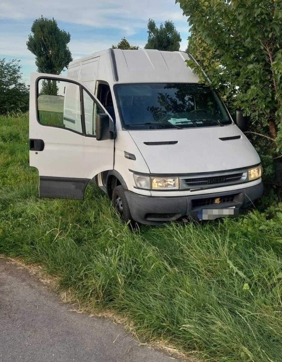 Zdjęcie w galerii na portalu naszwodzislaw.com: Pogon za Iveco. Pasażerką mieszkanka powiatu wodzisławskiego wiadomości z regionu