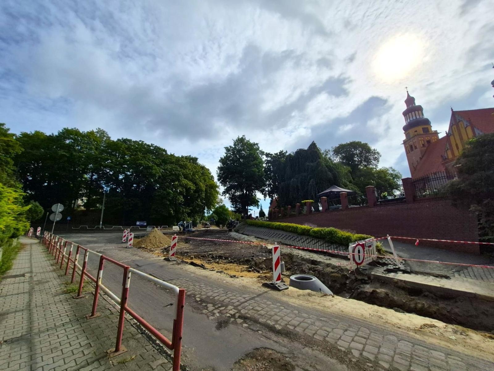 Zdjęcie w galerii na portalu naszwodzislaw.com: Powiat wodzisławski inwestuje miliony. Drogi, szkoły, zdrowie i bezpieczeństwo przechodzą duże zmiany wiadomości z regionu