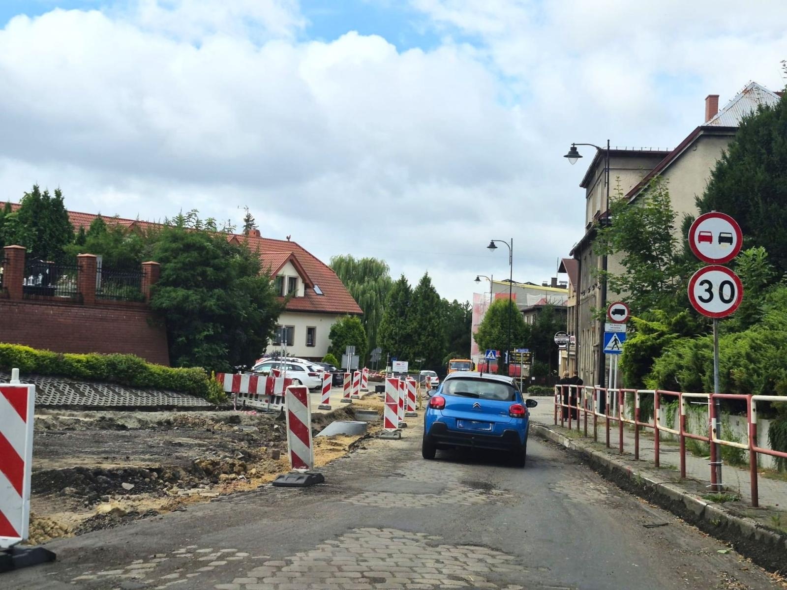 Zdjęcie w galerii na portalu naszwodzislaw.com: Powiat wodzisławski inwestuje miliony. Drogi, szkoły, zdrowie i bezpieczeństwo przechodzą duże zmiany wiadomości z regionu
