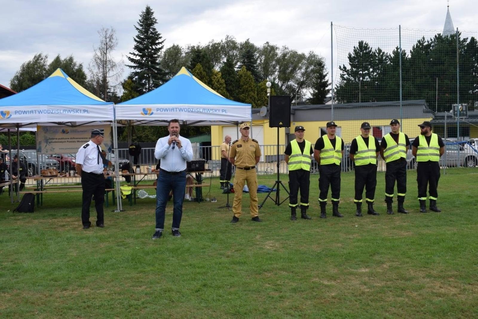 Zdjęcie w galerii na portalu naszwodzislaw.com: Młodzi strażacy walczyli o Puchar Starosty. W Lubomi rywalizowało 17 drużyn [FOTO] wiadomości z regionu