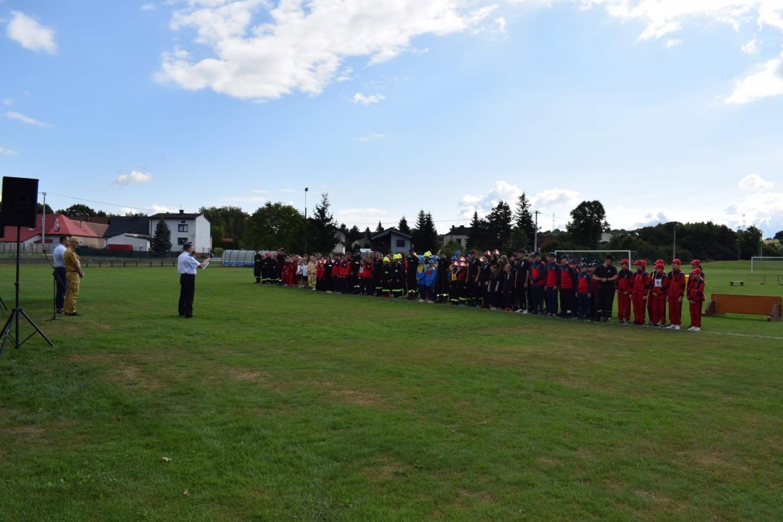 Zdjęcie w galerii na portalu naszwodzislaw.com: Młodzi strażacy walczyli o Puchar Starosty. W Lubomi rywalizowało 17 drużyn [FOTO] wiadomości z regionu
