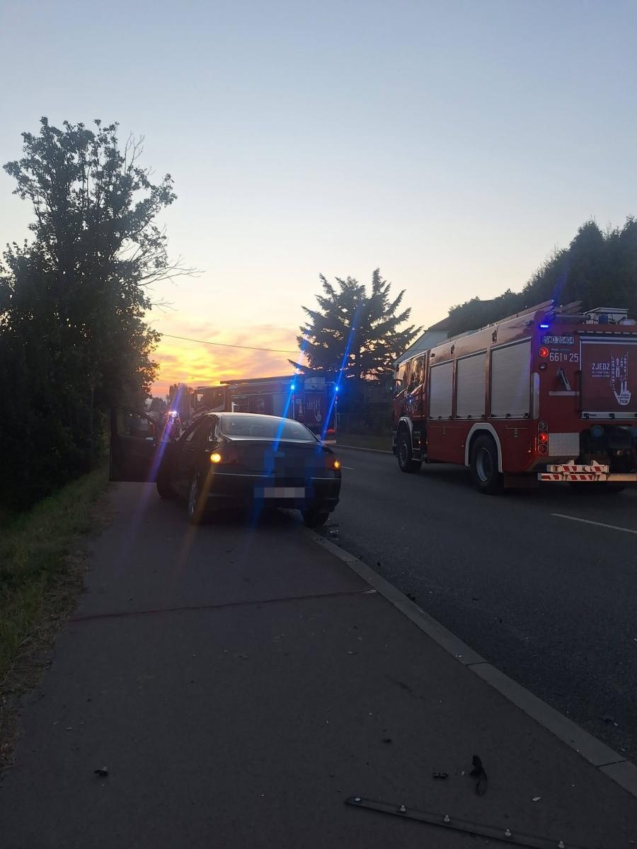 Zdjęcie w galerii na portalu naszwodzislaw.com: Tragedia na granicy Zawady i Kokoszyc. Zginął motocyklista wiadomości z regionu