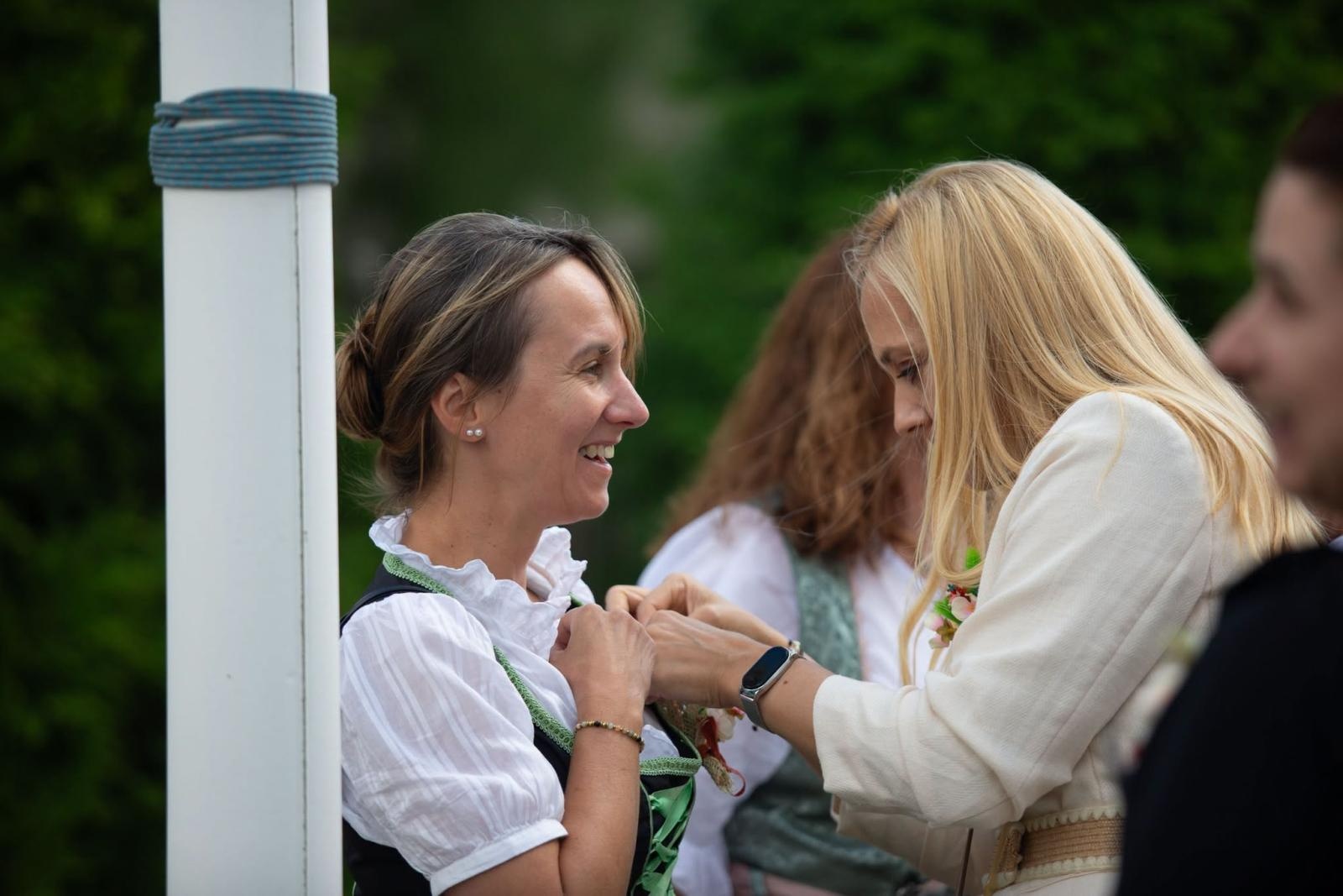 Zdjęcie w galerii na portalu naszwodzislaw.com: Korowód przejechał ulicami Radlina. Tak mieszkańcy świętowali dożynki [FOTO] wiadomości z regionu