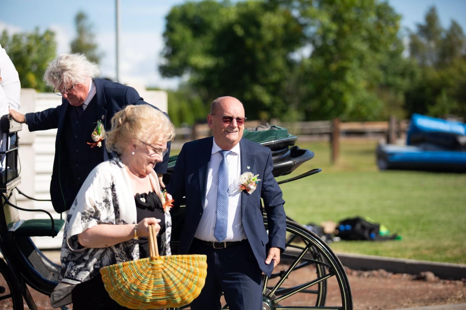 Zdjęcie w galerii na portalu naszwodzislaw.com: Korowód przejechał ulicami Radlina. Tak mieszkańcy świętowali dożynki [FOTO] wiadomości z regionu